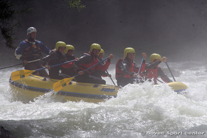 Kayak_Bovec_Sport_Center_Soca_Valley_Adventures_Rafting_Canyoning_6web_024